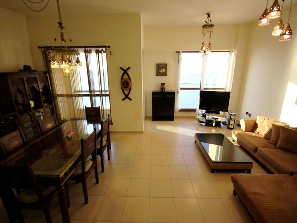 Radiance Premium Suites Dubai Værelse billede